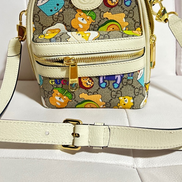 Cute kawaii crossbody bag-barely used - Picture 1 of 5